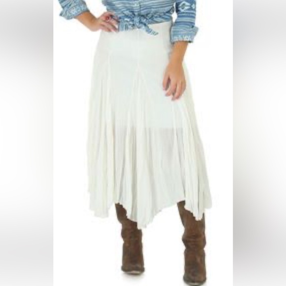 Wrangler Boho Maxi White Pleated Flowy Lined Western Style Skirt Womens Size L - Picture 1 of 7
